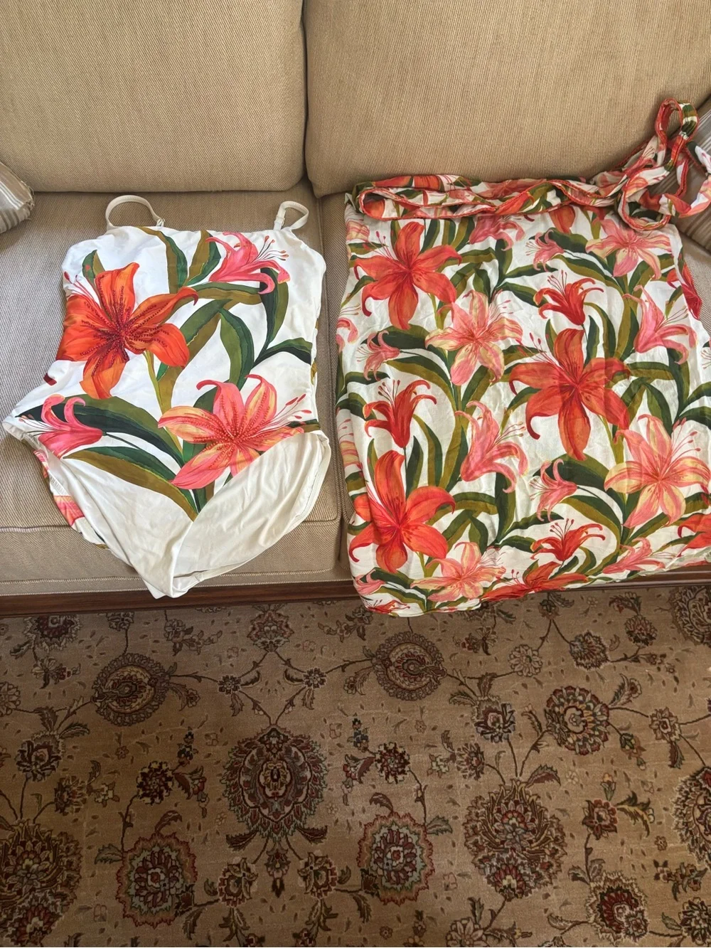 La Blanca White One-Piece Swim with Red and Pink Tropical Lily Print